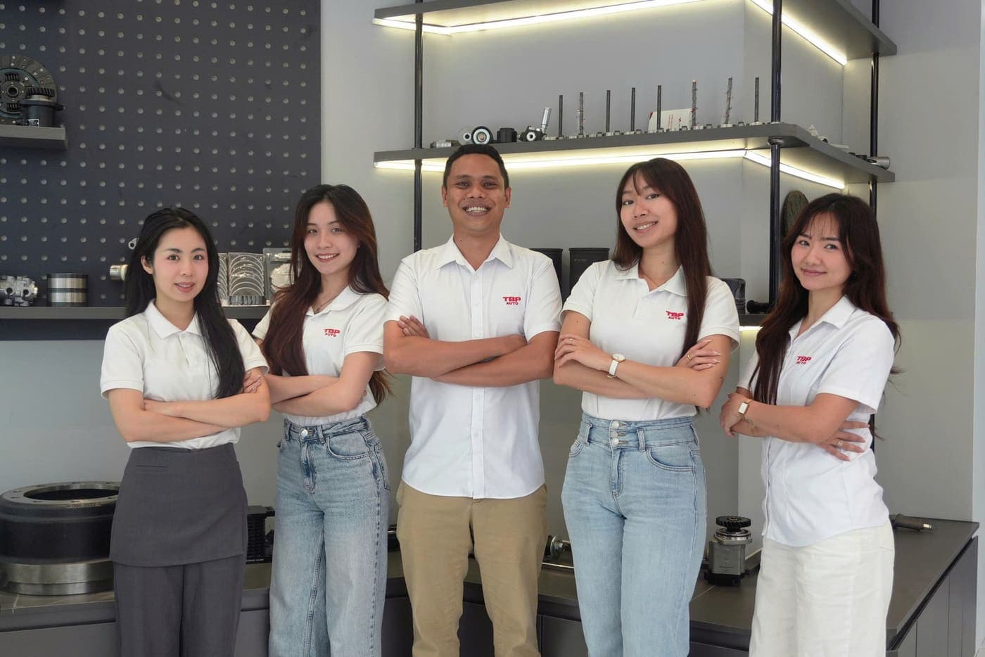 Sales and support team, Hanoi